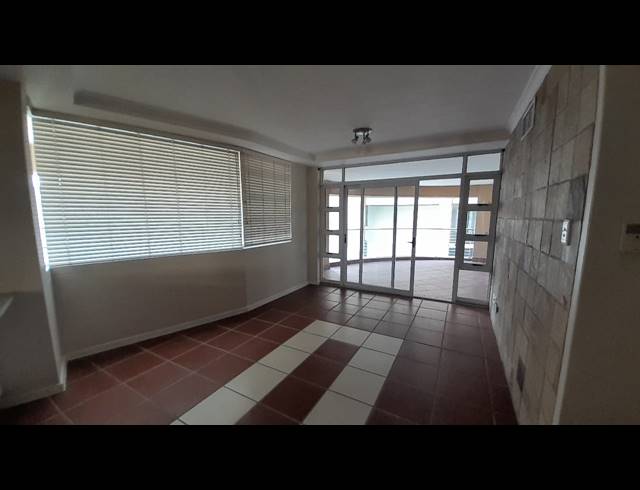 2 BEDROOM APARTMENT FOR SALE IN UMHLANGA RIDGE